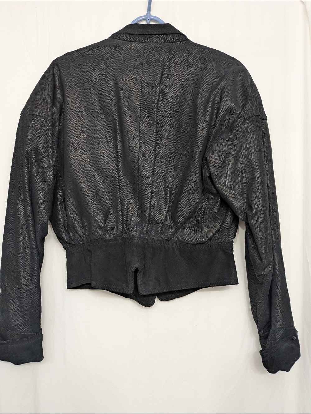 Vintage Black Leather Cropped Jacket Women’s L Fitted Waist Textured Button Fron - Picture 6 of 10